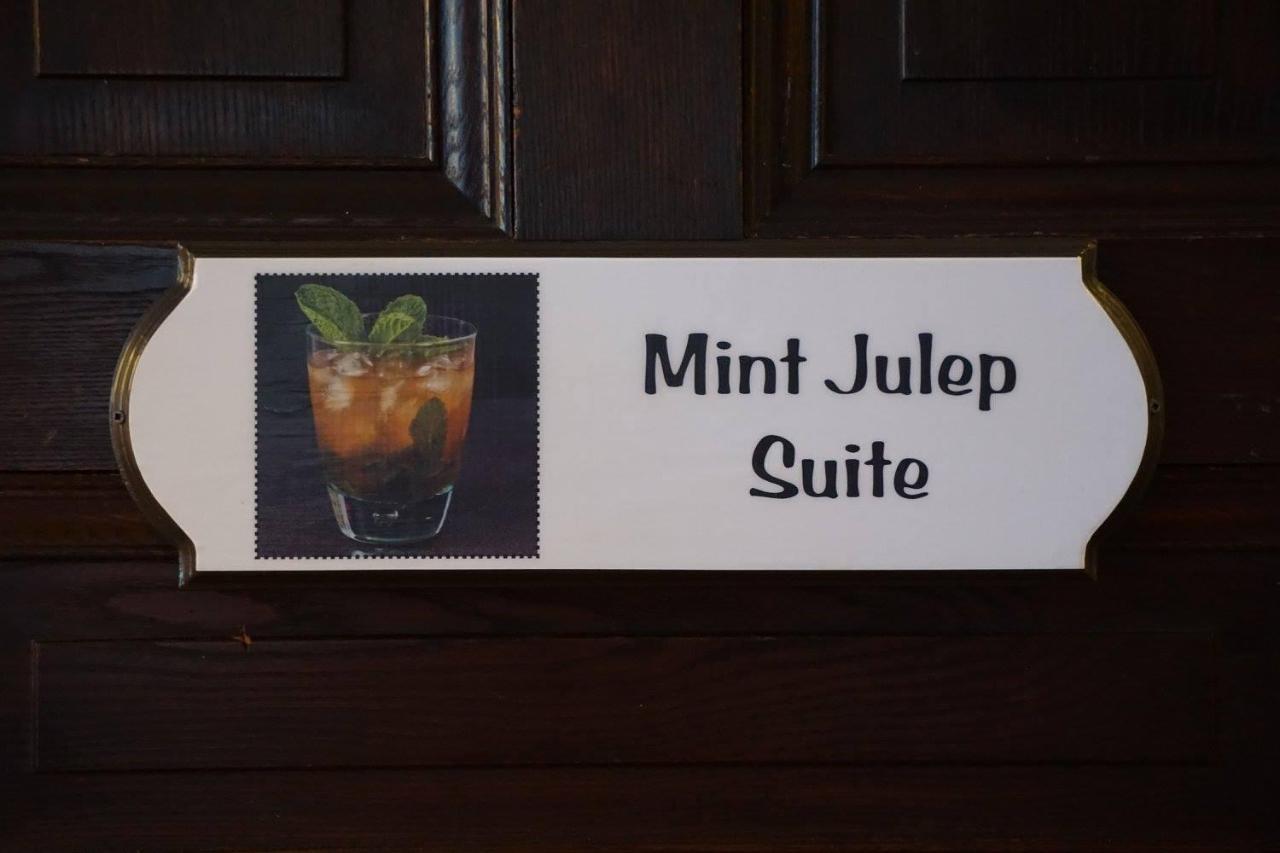 Louisville Bourbon Inn Экстерьер фото