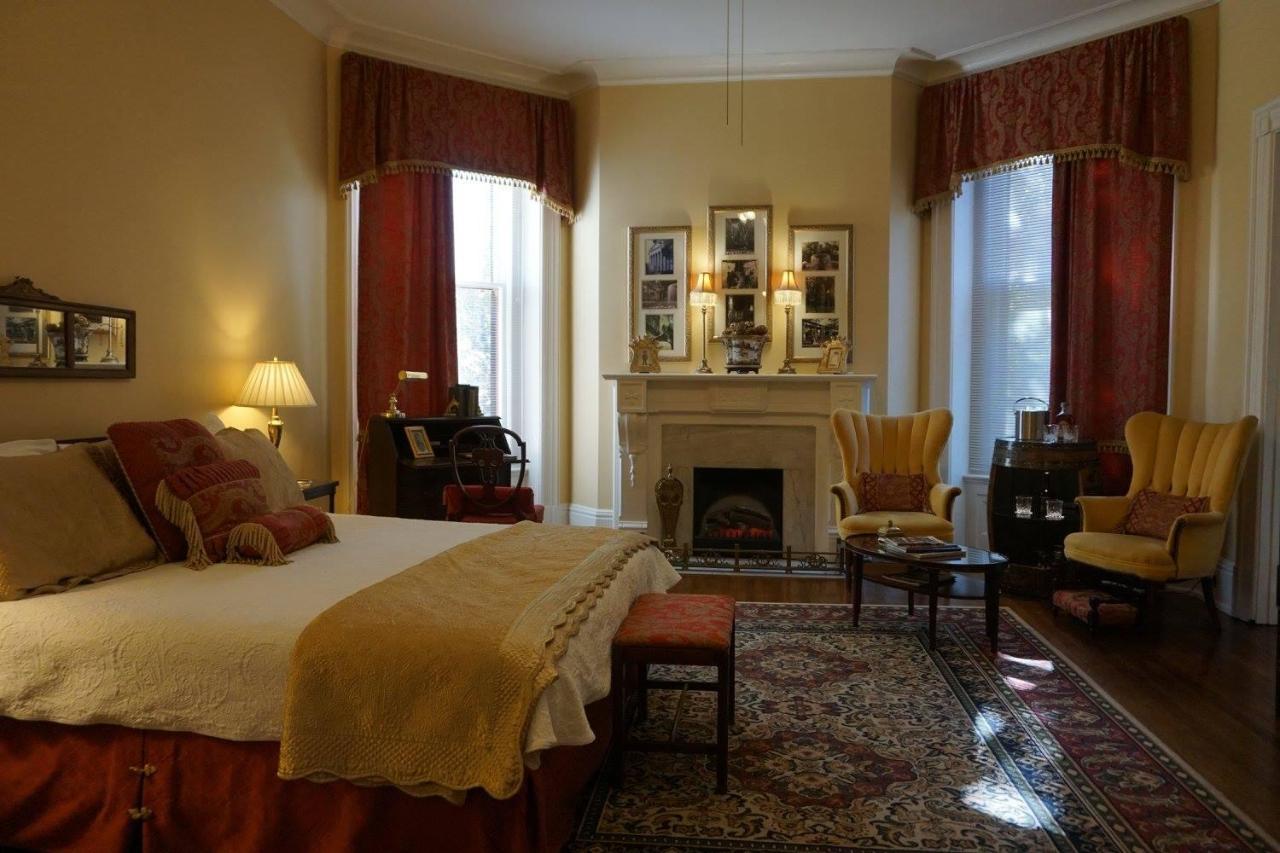 Louisville Bourbon Inn Экстерьер фото