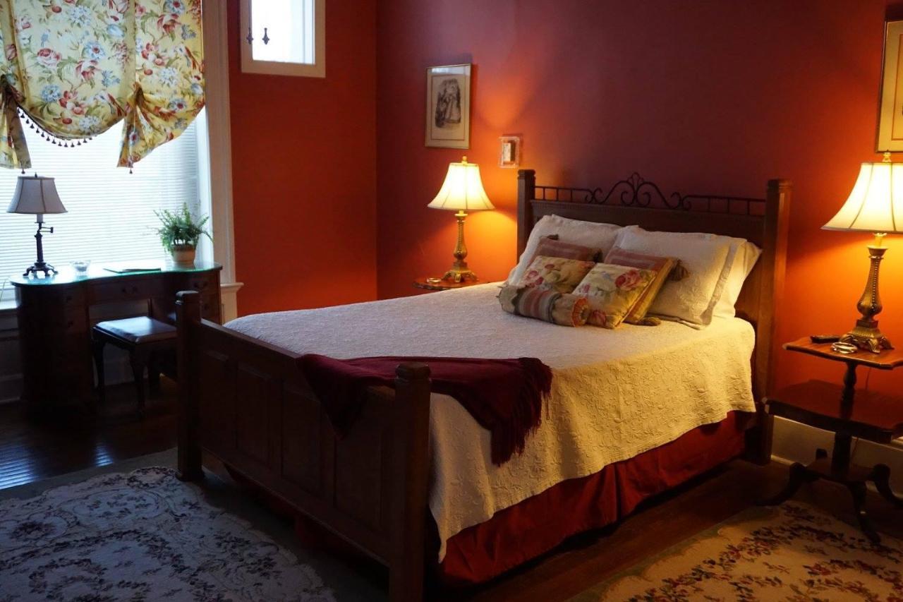 Louisville Bourbon Inn Экстерьер фото