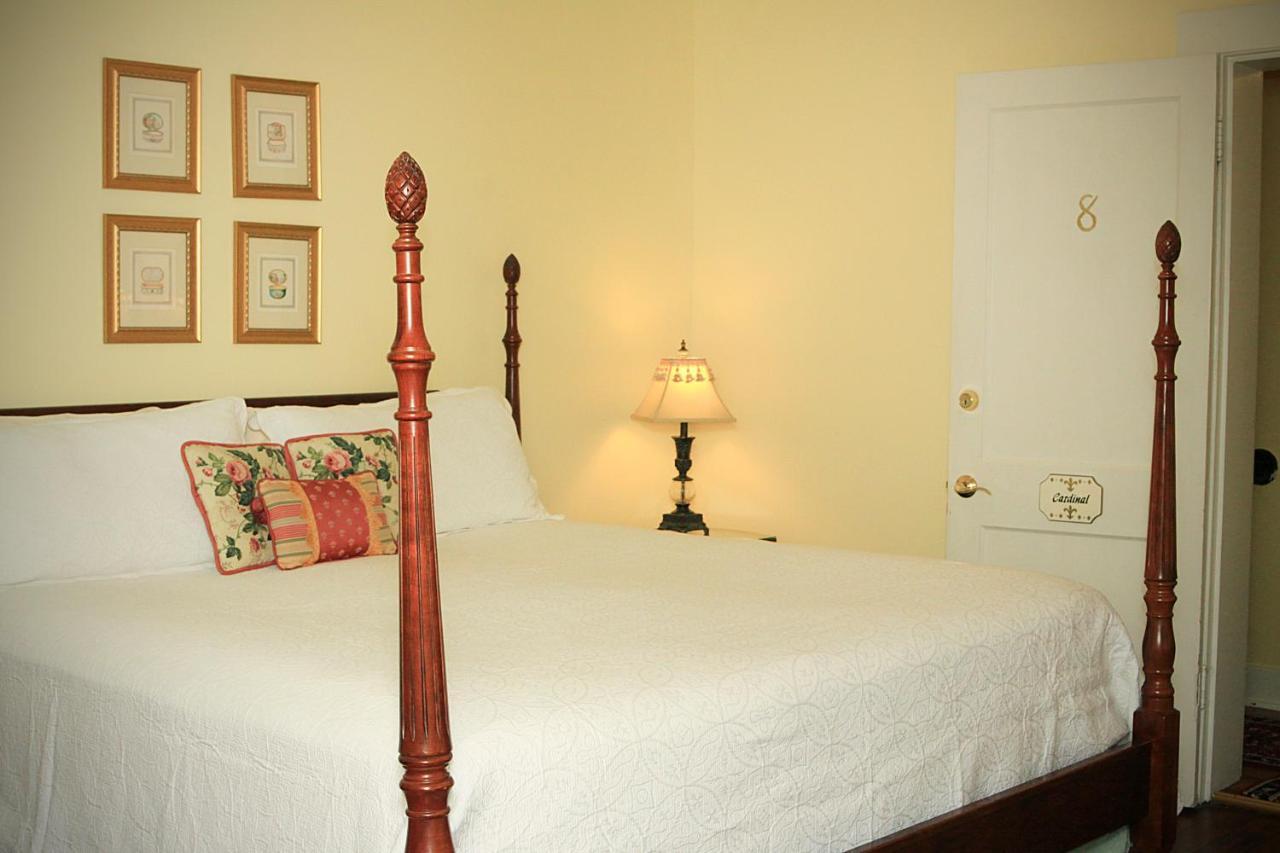 Louisville Bourbon Inn Экстерьер фото