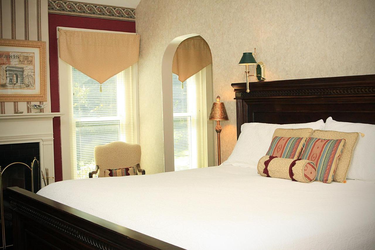Louisville Bourbon Inn Экстерьер фото
